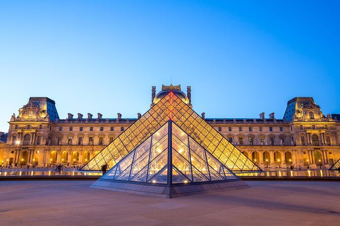 Louvre Museum with private guide - Why a small-group Louvre guide beats solo wandering