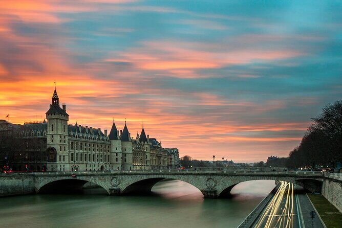 Paris 10-Hour Guided Louvre, Eiffel Tower & Seine River Cruise - Trocadéro view stop: the Eiffel Tower angle you actually want