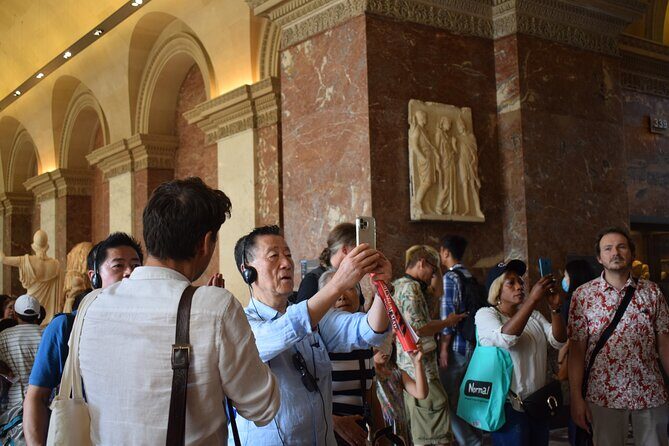 Paris Louvre Museum Private Guided Tour with Pre-Reserved Tickets - Meeting at Le Nemours and getting through the Pyramid gate