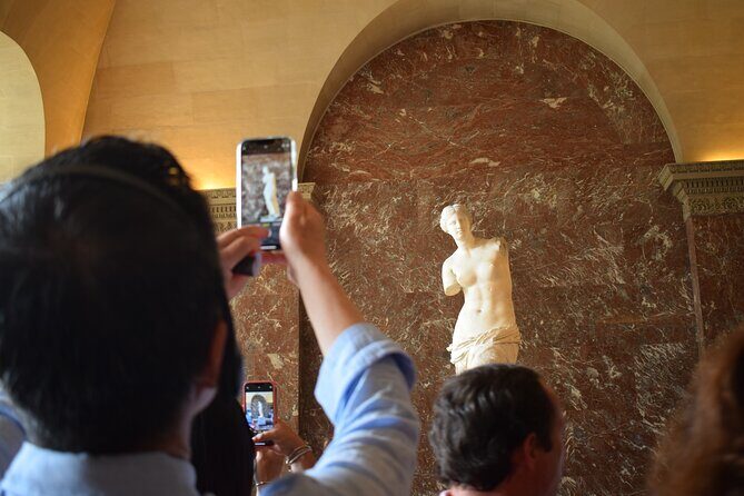 Paris Louvre Museum Private Guided Tour with Pre-Reserved Tickets - After the tour: what you can do when you finish inside the Louvre