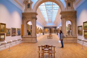 Paris Louvre Small Group Tour with Pre-Reserved Tickets - Small Group Size: Why It Actually Changes the Visit