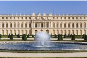 Private Full Day Paris trip including Louvre and Versailles with Pickup - Hotel Pickup and Private Transport: Why the Schedule Feels Easier