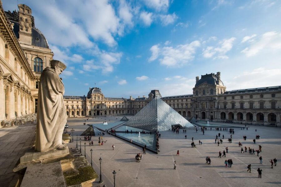 Swift Access: Mona Lisa and Louvre - The guided Mona Lisa stop: what you’ll actually take in